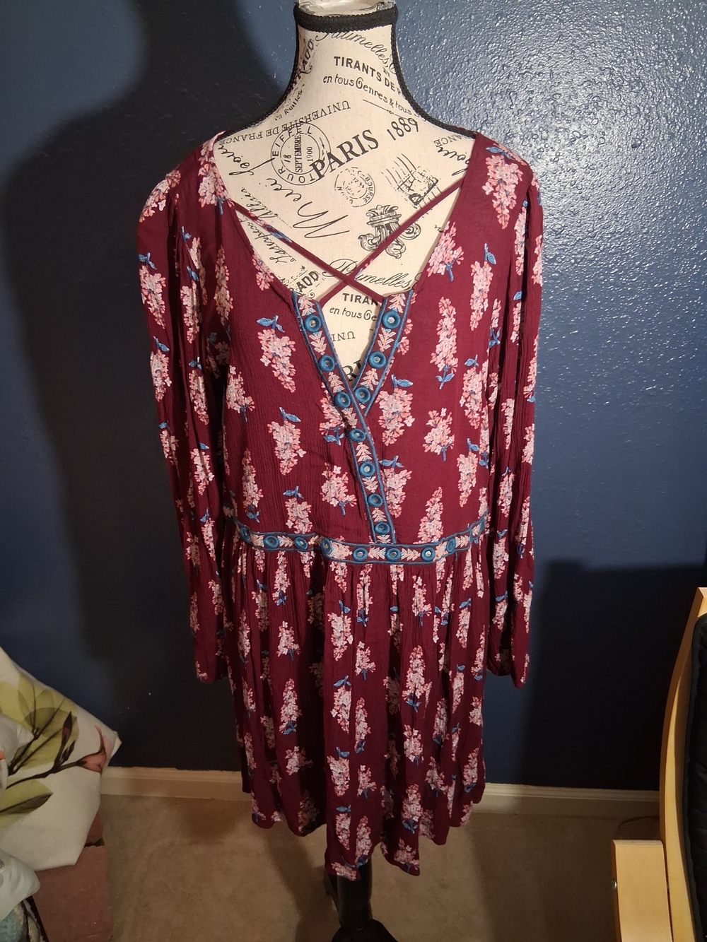 Floral V-Neck Long Sleeve Dress in Burgundy XL
